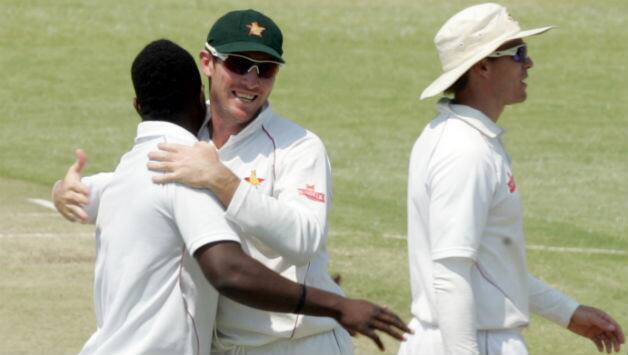 Pakistan reach 211/5 at lunch on Day 3