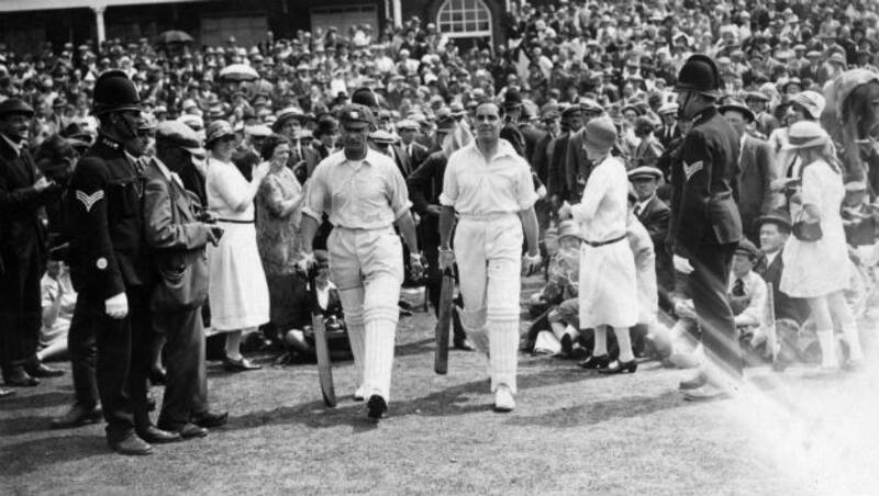 Ashes 1926: Jack Hobbs and Herbert Sutcliffe script epic on a gluepot