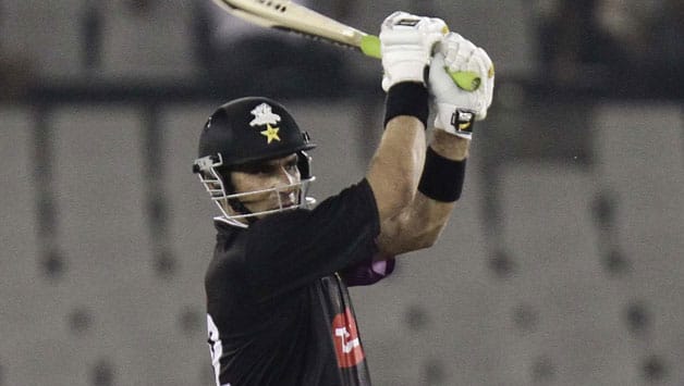 CLT20 2013: Misbah-ul-Haq's XX takes Faisalabad Wolves to XXX/X against Kandurata Maroons