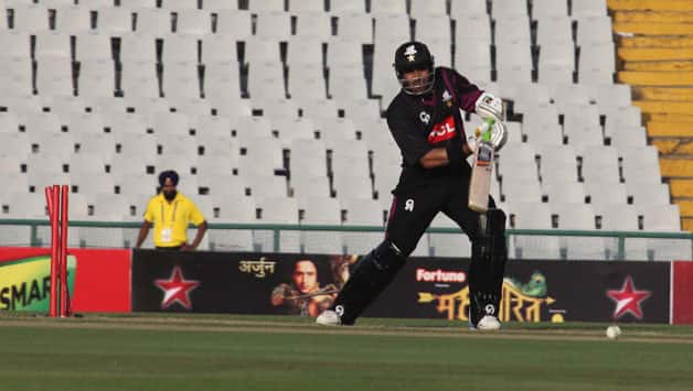 CLT20 2013: Misbah-ul-Haq stars in Faisalabad Wolves's XX-run win over Kandurata Maroons