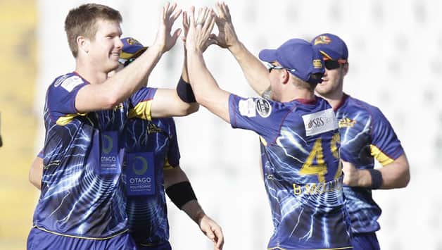 Quinton de Kock's ton goes in vain as Otago Volts register XX-wicket win over Highveld Lions in CLT20 2013