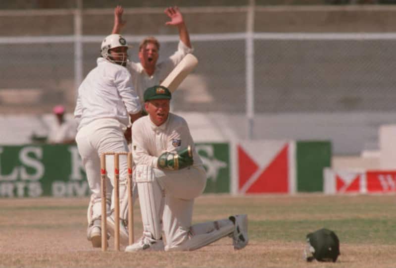 Inzamam-ul-Haq and Mushtaq Ahmed's nerves of steel deny Australia historic win at Karachi