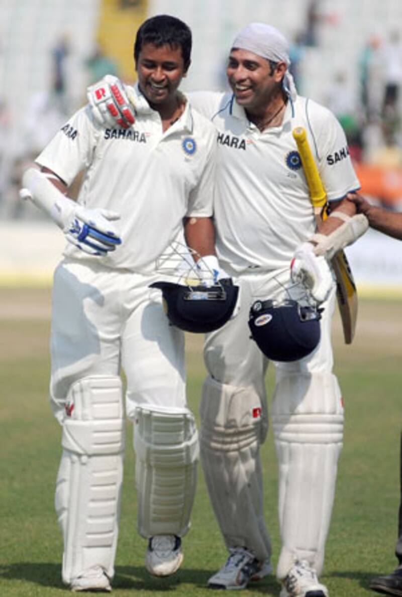 VVS Laxman masterminds daylight robbery over Australia at Mohali