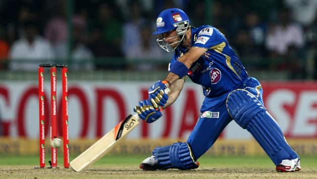 Rohit Sharma, Glenn Maxwell's cameos power Mumbai Indians to 202/6 against Rajasthan Royals in CLT20 2013 final