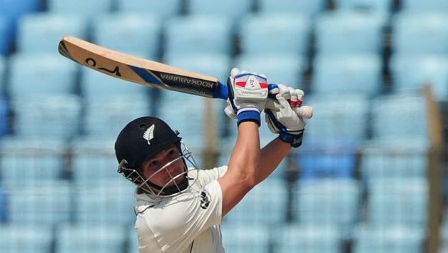 BJ Watling's ton powers New Zealand to challenging total against Bangladesh BJ Watling's ton powers New Zealand to challenging total against Bangladesh