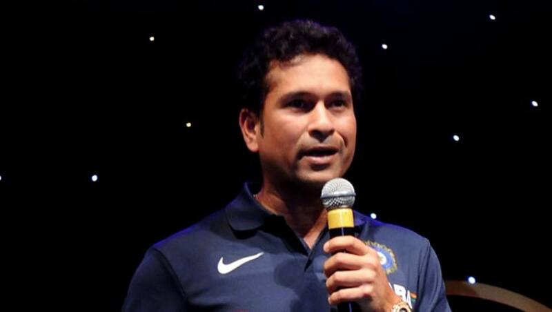 'Sachin Tendulkar is always helping others around in the Mumbai Indians family&acirc;