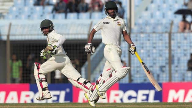 Bangladesh steady in reply to New Zealand's huge first innings total in Chittagong Test