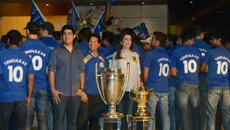 Sachin Tendulkar's No 10 jersey retired by Mumbai Indians