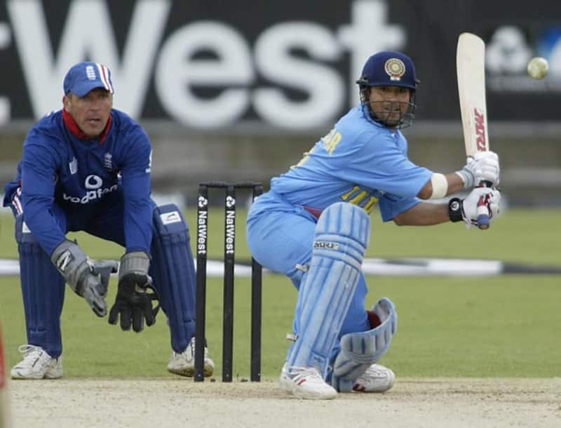 Sachin Tendulkar &acirc; Understanding the degree of difficulty of the rare shots essayed by a batting genius