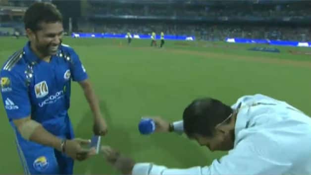 Sachin Tendulkar and Sunil Gavaskar: Two masters and the amazing chemistry between the two Sachin Tendulkar and Sunil Gavaskar: Two masters and the amazing chemistry between the two