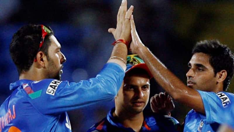 India vs West Indies 2nd ODI at Visakhapatnam: Marlon Samuels falls as West Indies stumble; Score 15/2 in 6 overs