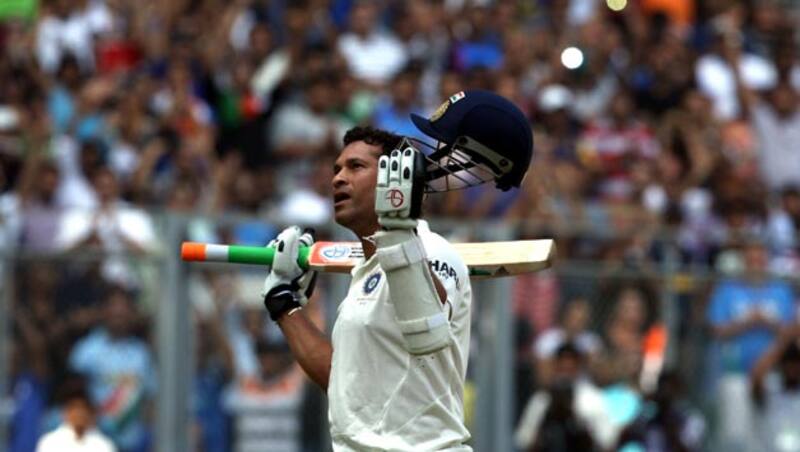 Sachin Tendulkar congratulated for incredible career by footballer Michael Owen