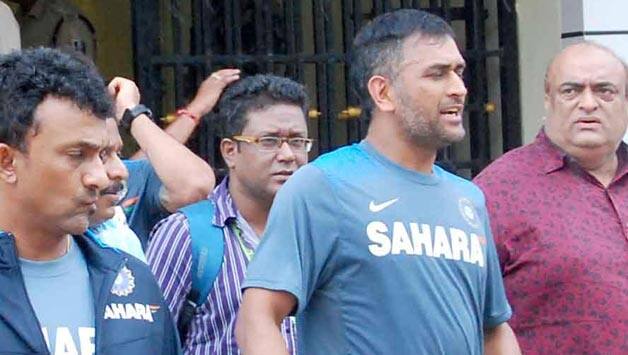 MS Dhoni inaugurates Sachin Tendulkar Pavilion at Kochi ahead of 1st ODI MS Dhoni inaugurates Sachin Tendulkar Pavilion at Kochi ahead of 1st ODI