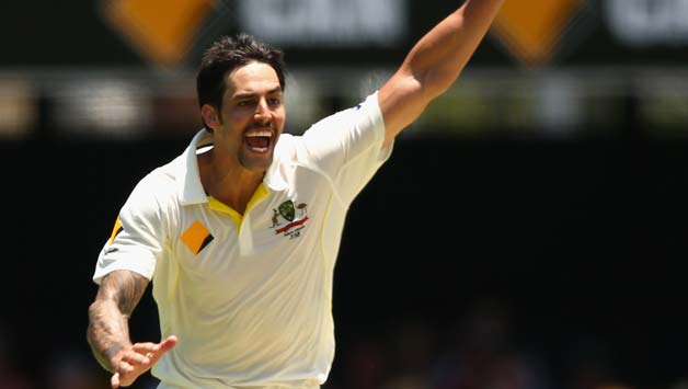 Ashes 2013-14: England suffer collapse as they enter tea at 94/8 on Day 2 of 1st Test; trail by 201 runs