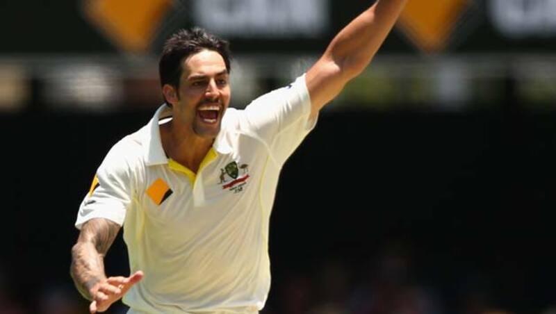 Ashes 2013-14: England suffer collapse as they enter tea at 94/8 on Day 2 of 1st Test; trail by 201 runs