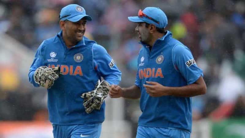 India vs West Indies 2nd ODI at Visakhapatnam: West Indies lose Kieran Powell, Darren Bravo; Score XXX/X in 30 overs