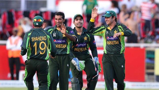 South Africa vs Pakistan 2nd ODI at Port Elizabeth match delayed by rain South Africa vs Pakistan 2nd ODI at Port Elizabeth match delayed by rain