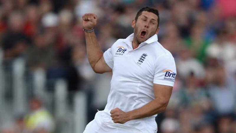 Ashes 2013-14: Tim Bresnan produces all-round show to boost selection chances