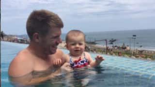 PHOTO: David Warner spending time with daughter before 5th Ashes 2015 Test