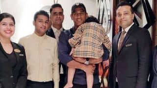 MS Dhoni returns after 15 day Army duty in Kashmir