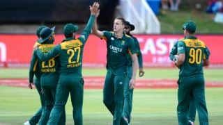 SA 137/7 in 20 Overs | Live Cricket Score, South Africa vs England 2015-16, 1st T20I at Cape Town: Chris Morris heroics win it for South Africa