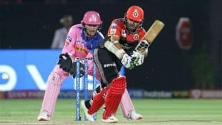Parthiv fifty, lower order push RCB to 158 against Royals