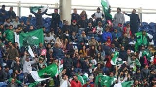 Pakistan cricket fans England