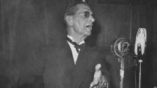 Neville Cardus performed the alchemy of changing reportage to literature