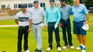 गोल्फ खेलकर महेंद्र सिंह धोनी ने मनाया राष्ट्रीय खेल दिवस