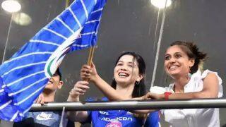 sara tendulkar took the limelight in match between mumbai indians vs sunrisers hyderabad