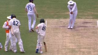 Video: गाबा टेस्ट में रोहित शर्मा ने की स्टीव स्मिथ की नकल, फैंस ने लिए मजे