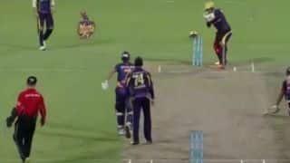 IPL took down this Dhoni-Pathan video