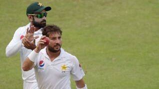 Yasir Shah joins Imran Khan as second Pakistan bowler with 14 wickets in a Test