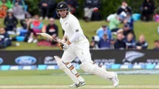 Tom Latham's century lead charge as New Zealand score heavy against Sri Lanka at lunch on Day 4, 1st Test at Dunedin