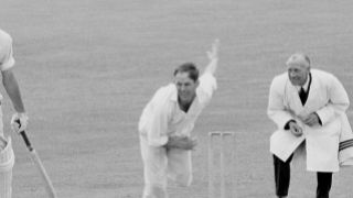 1963: Revival of single-wicket cricket