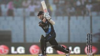 Kane Williamson dismissed for 10 by Mohammad Irfan