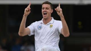 Morne Morkel reprimanded by England Cricket for dissent with umpire during county match
