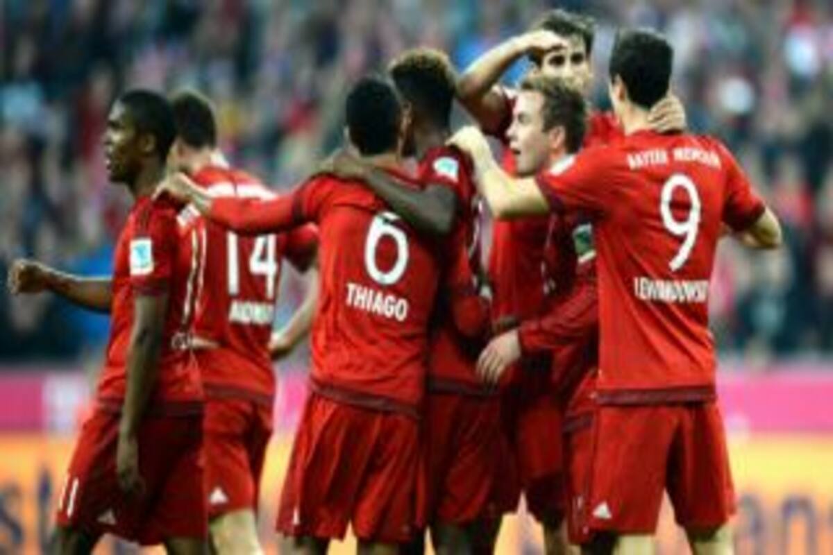 Bundesliga 15 16 Bayern Munich Beat Schalke 3 0 Cricket Country