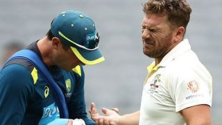 Aaron Finch driven to hospital after coping nasty blow from Mohammed Shami