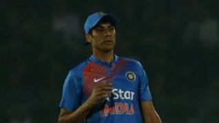 Ashish Nehra confirms retirement from international cricket